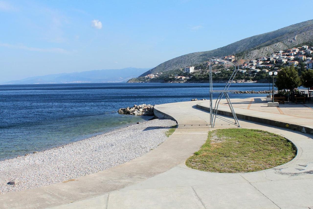 Apartments With A Parking Space Senj - 5572 外观 照片