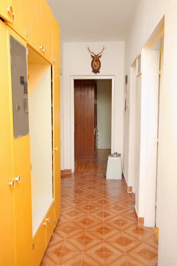Apartments With A Parking Space Senj - 5572 外观 照片