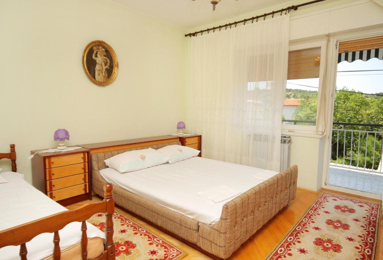 Apartments With A Parking Space Senj - 5572 外观 照片